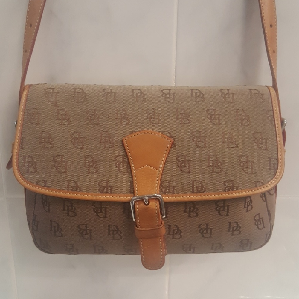 Brown signature canvas shoulder bag